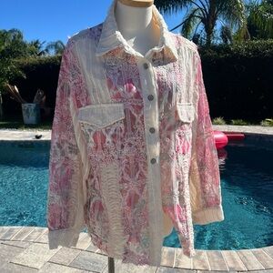 POL Pink and White Lace Button-Up Women Top